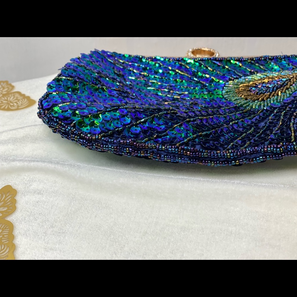 Sequin Peacocks  Clutch - Picture 6 of 6